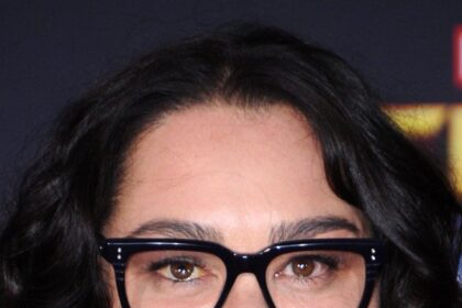 A headshot of Rachel House.