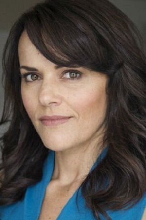 A headshot of Amanda Billing.