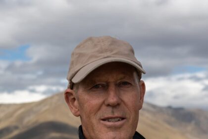 A headshot of Grant Major.